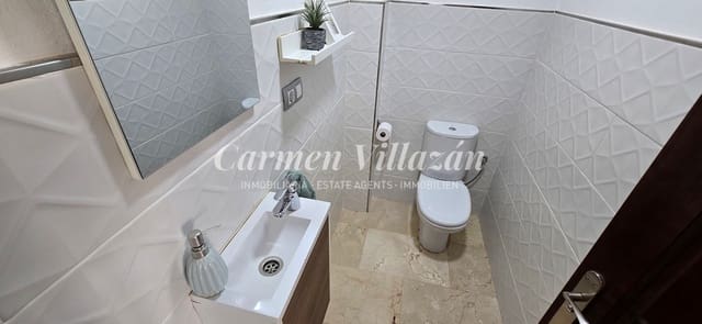 4 soveværelse Byhus til salg i Antigua med garage - € 289.000 (Ref: 9279745)