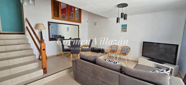 4 bedroom Apartment for sale in Caleta de Fuste, Antigua with pool - € 250,000 (Ref: 9293943)
