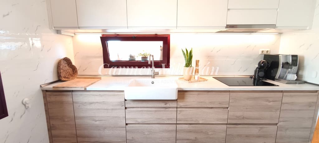 3 sypialnia Willa na sprzedaż w Corralejo z basenem - 355 000 € (Ref: 9338576)