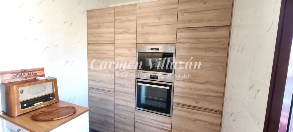 3 sypialnia Willa na sprzedaż w Corralejo z basenem - 355 000 € (Ref: 9338576)