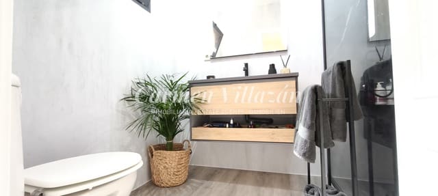 3 sypialnia Willa na sprzedaż w Corralejo, La Oliva z basenem - 355 000 € (Ref: 9338576)