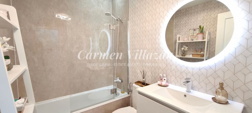 3 sypialnia Willa na sprzedaż w Corralejo z basenem - 355 000 € (Ref: 9338576)