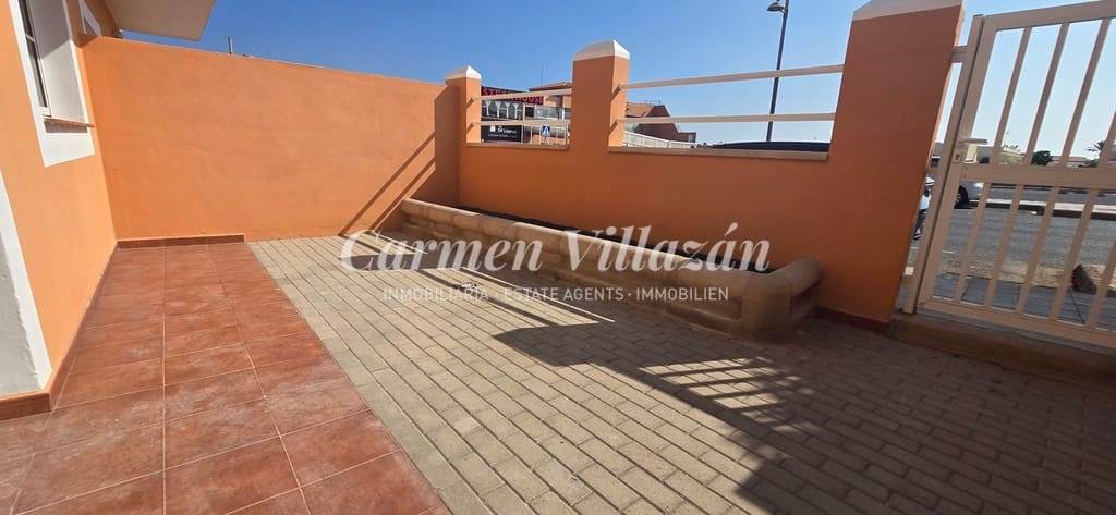 2 sypialnia Apartament na sprzedaż w Caleta de Fuste z basenem - 175 000 € (Ref: 9343590)