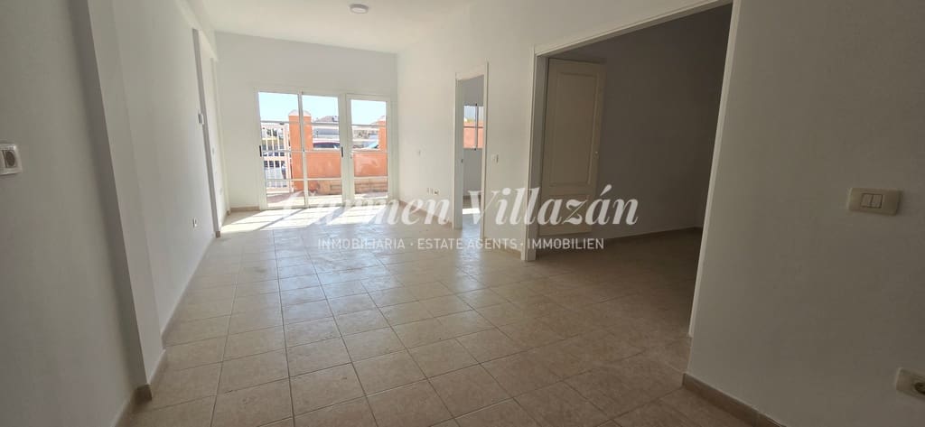 2 soveværelse Lejlighed til salg i Caleta de Fuste med swimmingpool - € 175.000 (Ref: 9343591)