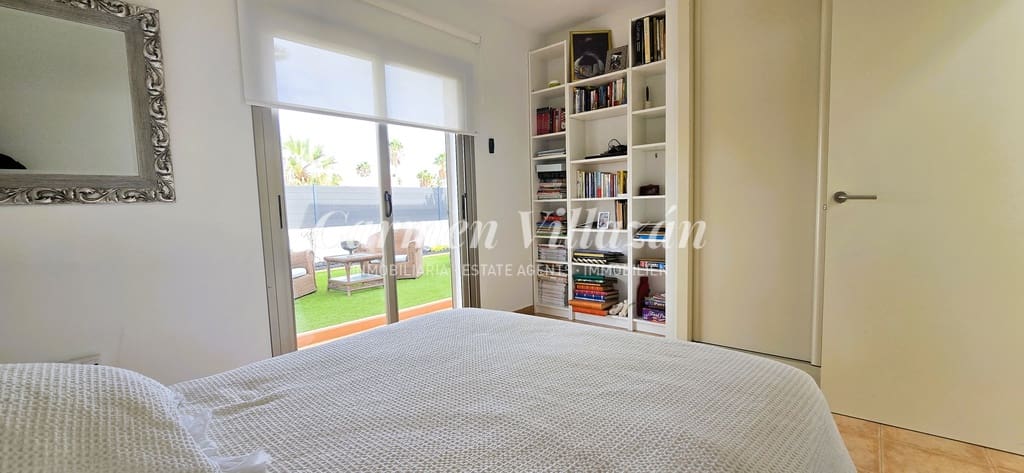 4 quarto Moradia para venda em Caleta de Fuste com piscina - 660 000 € (Ref: 9349996)