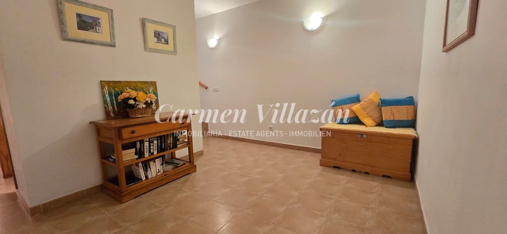 3 soverom Hus til salgs i Costa de Antigua med svømmebasseng - € 170 000 (Ref: 9383538)