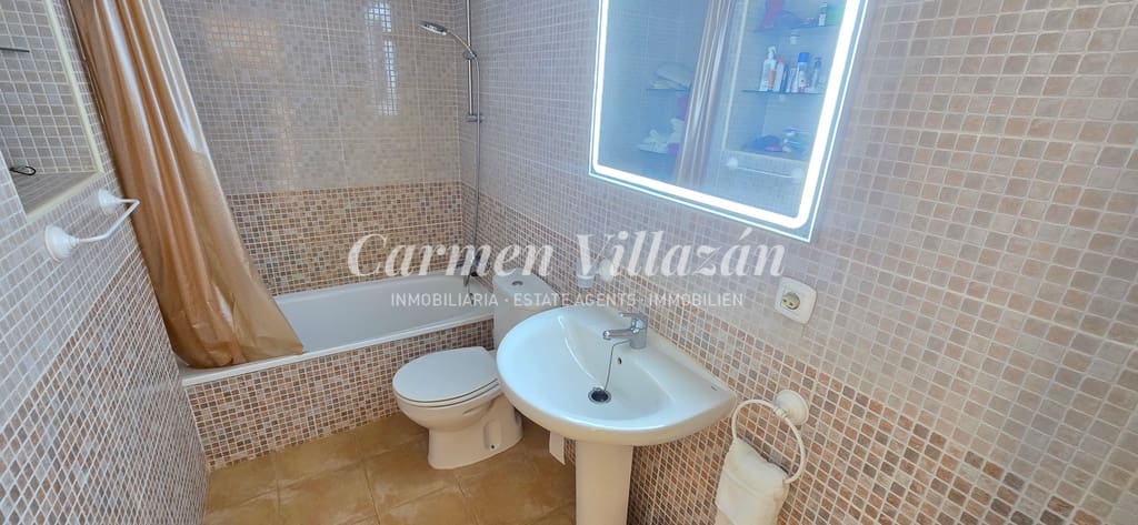 3 soverom Hus til salgs i Costa de Antigua med svømmebasseng - € 170 000 (Ref: 9383538)