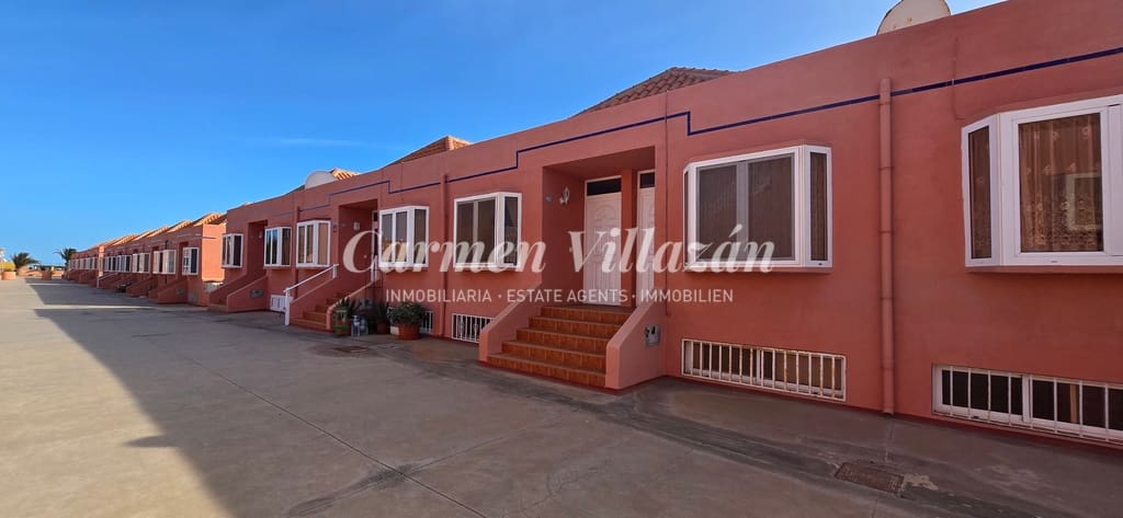 3 soverom Hus til salgs i Costa de Antigua med svømmebasseng - € 170 000 (Ref: 9383538)