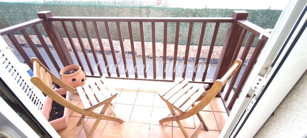 2 soveværelse Byhus til salg i Costa de Antigua med swimmingpool garage - € 175.000 (Ref: 9395309)