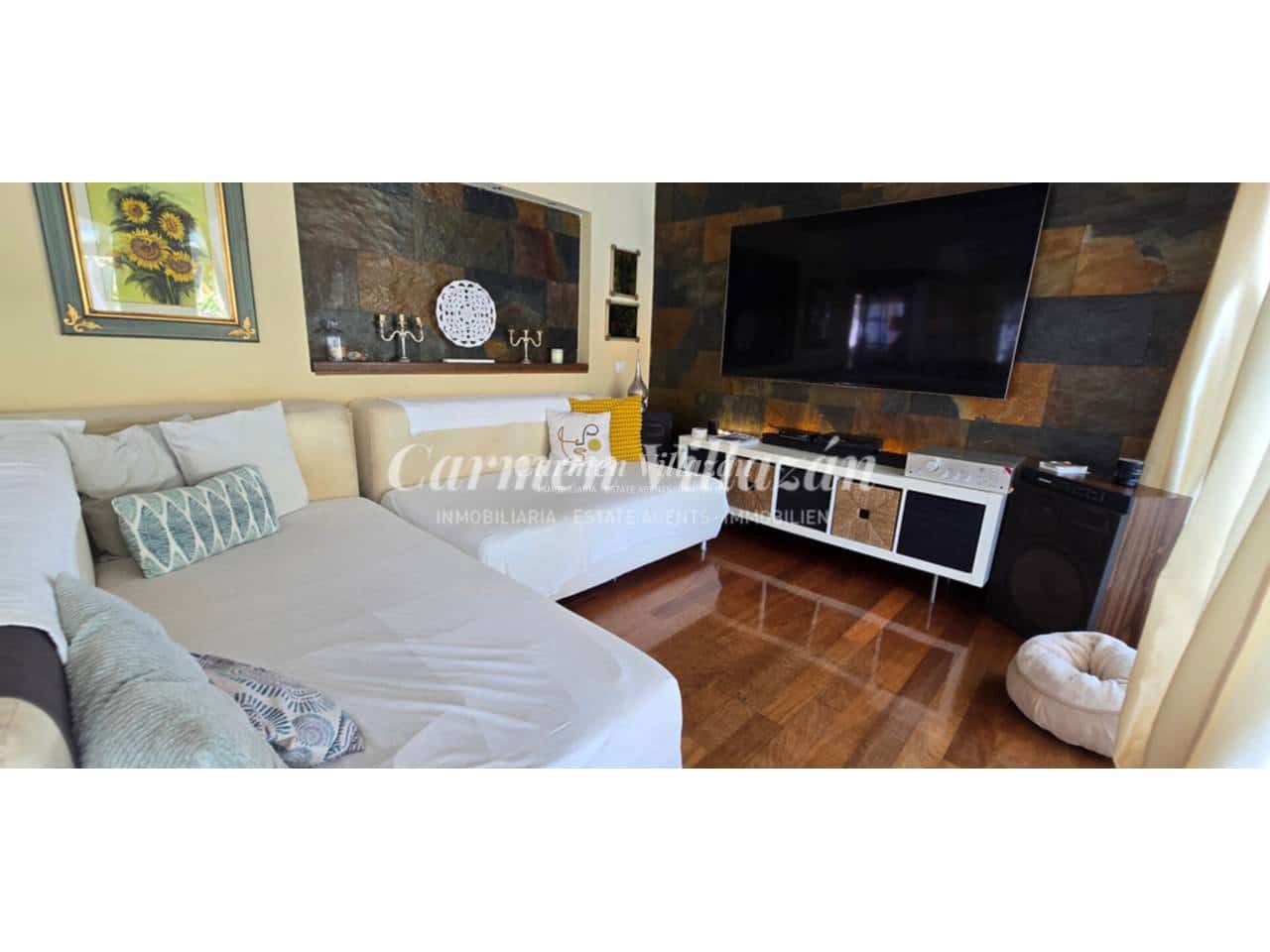 4 Zimmer Villa zu verkaufen in Caleta de Fuste mit Pool - 1.000.000 € (Ref: 9472274)