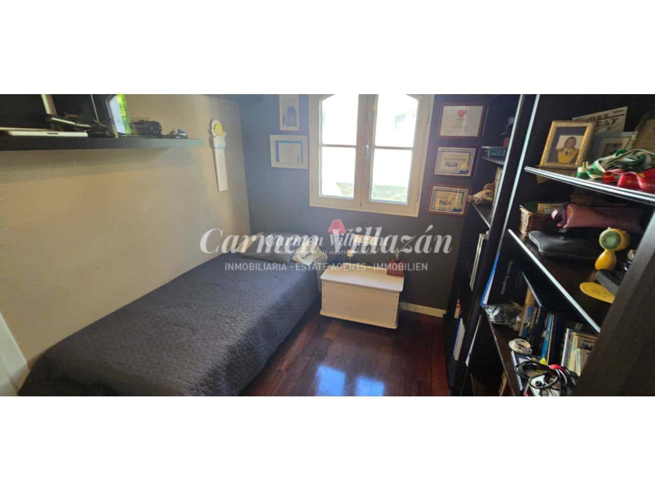 4 Zimmer Villa zu verkaufen in Caleta de Fuste mit Pool - 1.000.000 € (Ref: 9472274)