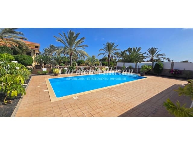 4 Zimmer Villa zu verkaufen in Caleta de Fuste, Antigua mit Pool - 1.000.000 € (Ref: 9472274)