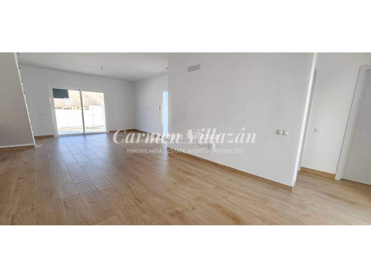 Chalet de 3 habitaciones en Gran Tarajal en venta - 328.000 € (Ref: 9480600)