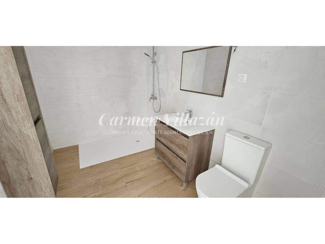 Chalet de 3 habitaciones en Gran Tarajal en venta - 328.000 € (Ref: 9480600)