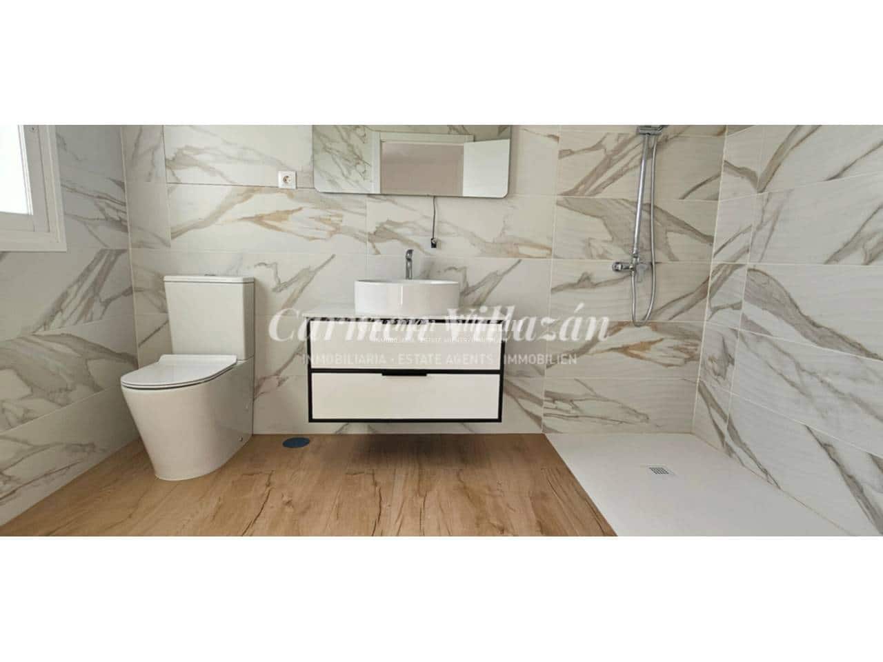 Chalet de 3 habitaciones en Gran Tarajal en venta - 328.000 € (Ref: 9480600)