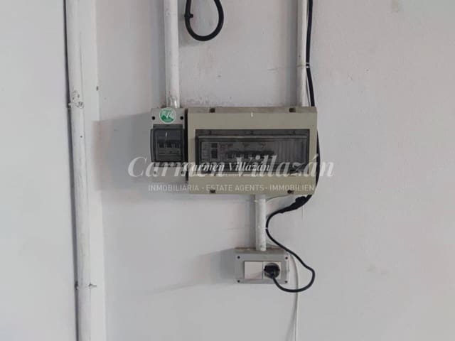 Erhverv til salg i Corralejo, La Oliva med garage - € 65.000 (Ref: 9480603)