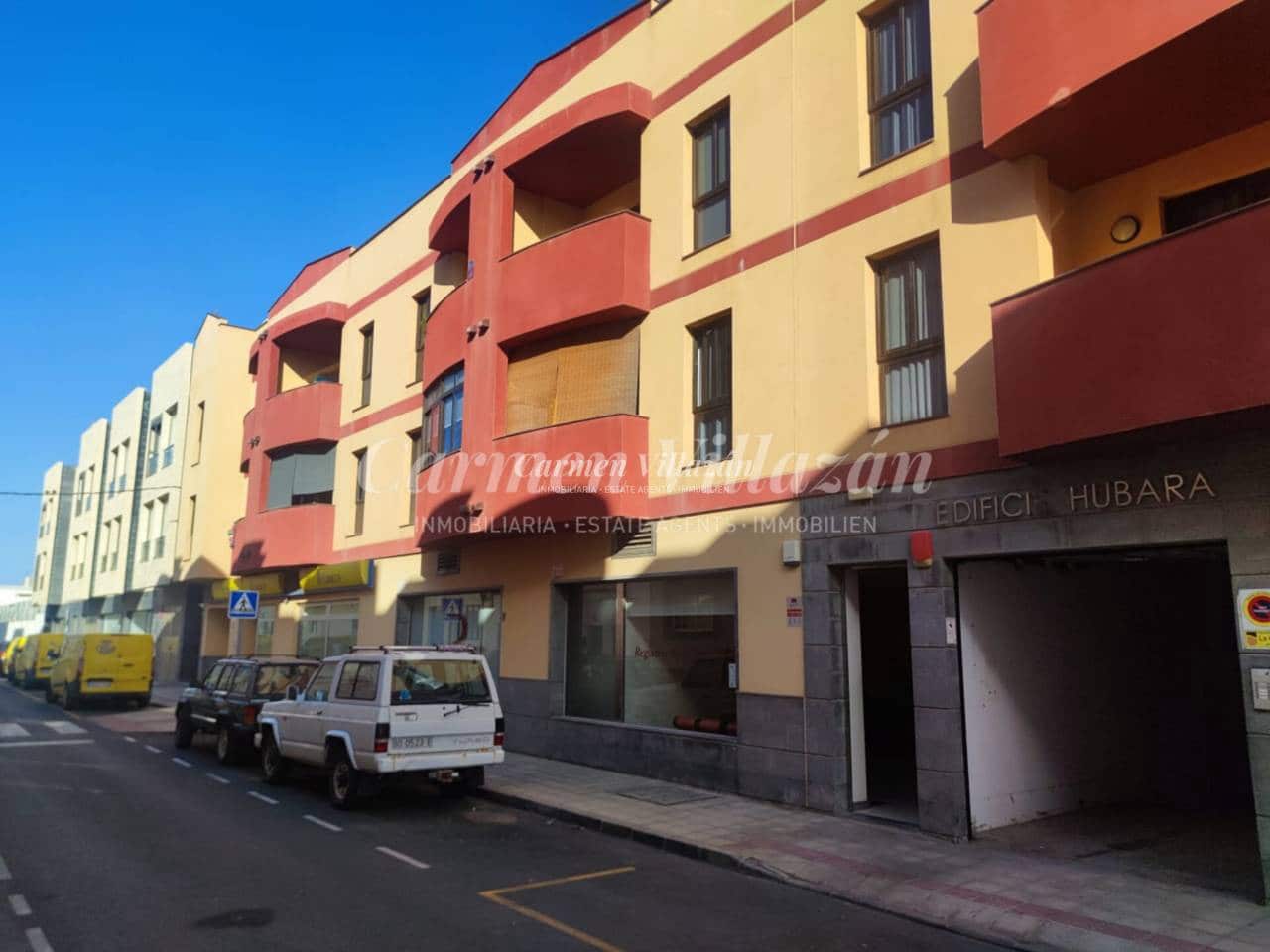 Erhverv til salg i Corralejo med garage - € 65.000 (Ref: 9480603)