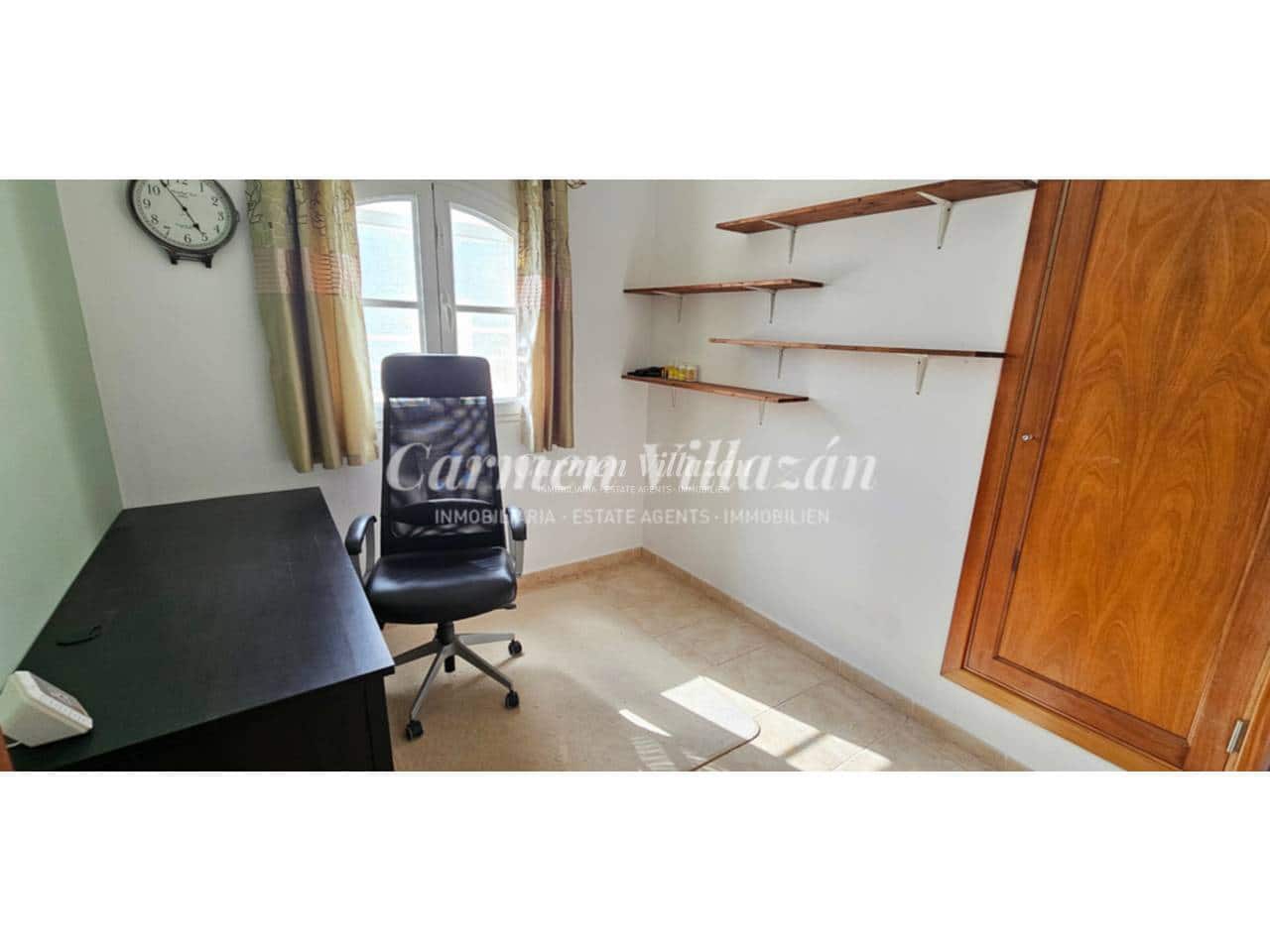 4 bedroom Villa for sale in Antigua with pool - € 450,000 (Ref: 9480604)