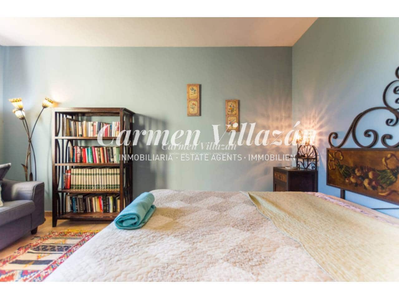 Chalet de 5 habitaciones en Lajares en venta con piscina garaje - 850.000 € (Ref: 9480606)