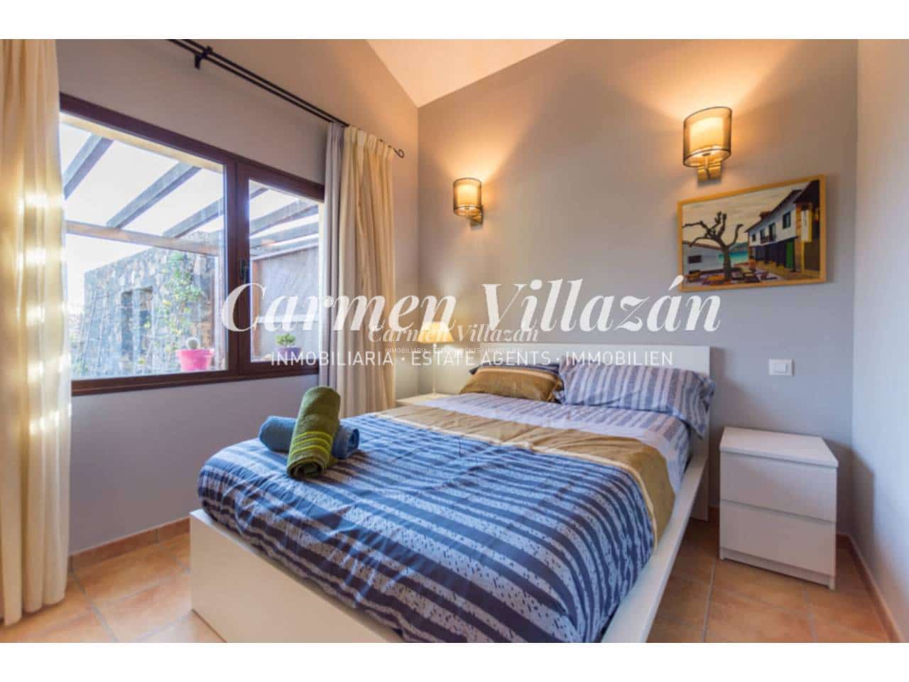 Chalet de 5 habitaciones en Lajares en venta con piscina garaje - 850.000 € (Ref: 9480606)