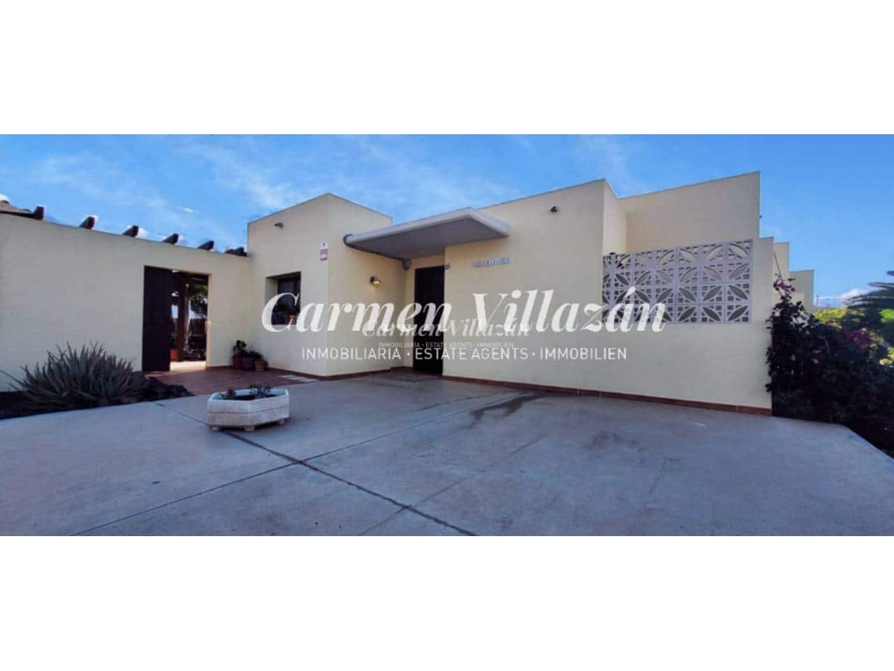 Chalet de 5 habitaciones en Lajares en venta con piscina garaje - 850.000 € (Ref: 9480606)