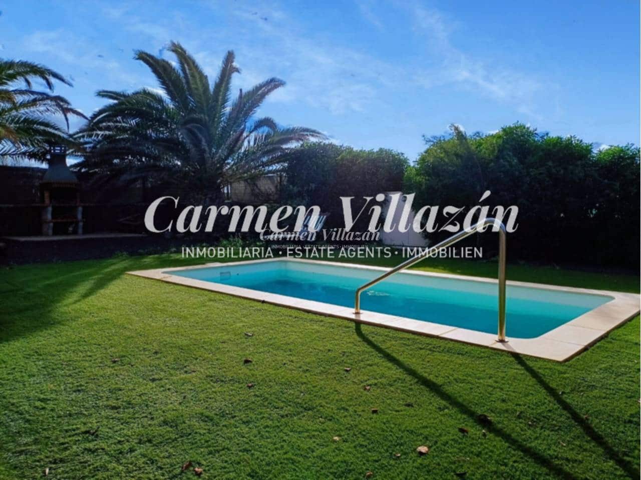 Chalet de 5 habitaciones en Lajares en venta con piscina garaje - 850.000 € (Ref: 9480606)