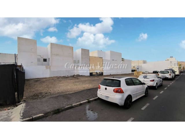 Solar/Parcela en Puerto del Rosario en venta - 330.000 € (Ref: 9480608)