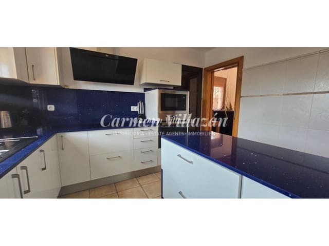 4 Zimmer Villa zu verkaufen in Caleta de Fuste, Antigua mit Pool Garage - 565.000 € (Ref: 9480609)