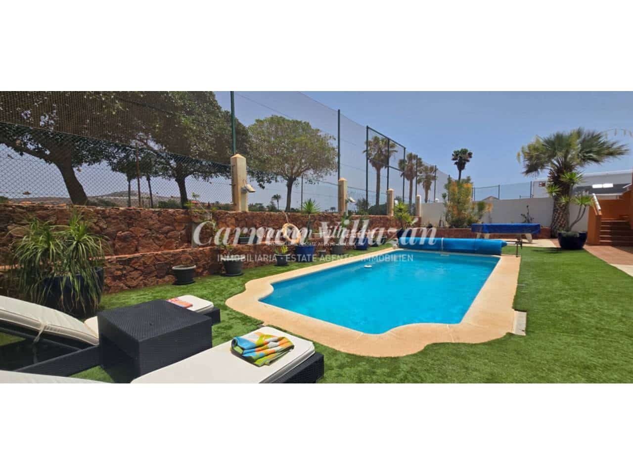 4 Zimmer Villa zu verkaufen in Caleta de Fuste mit Pool Garage - 565.000 € (Ref: 9480609)