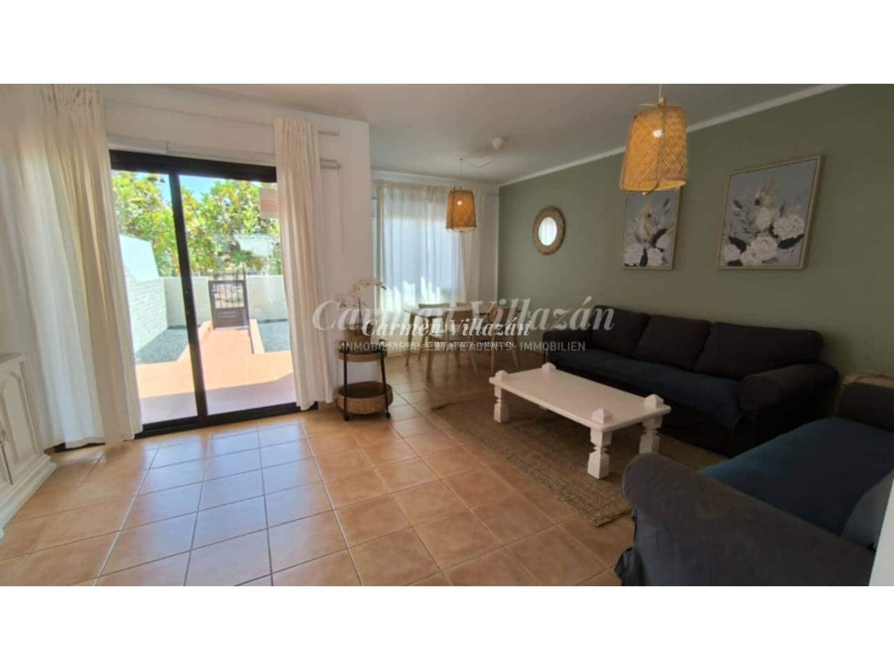 4 Zimmer Reihenhaus zu verkaufen in Corralejo mit Pool - 365.000 € (Ref: 9480612)
