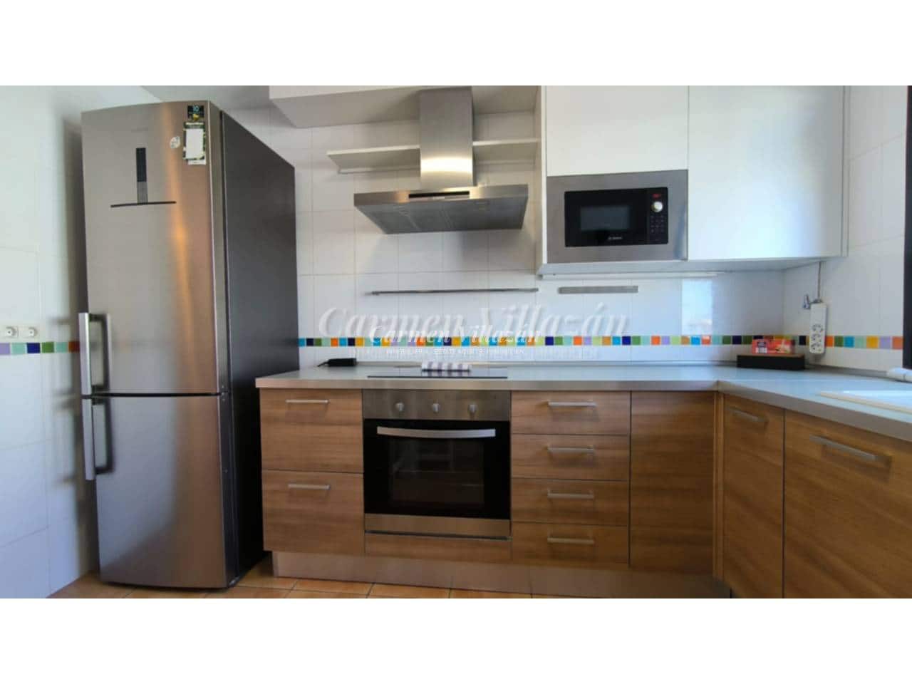 4 Zimmer Reihenhaus zu verkaufen in Corralejo mit Pool - 365.000 € (Ref: 9480612)