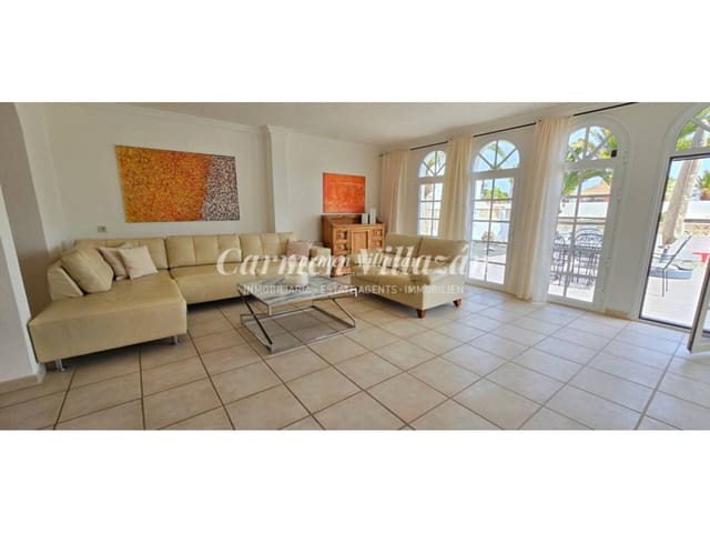 3 camera da letto Villa in vendita in Caleta de Fuste, Antigua con garage - 680.000 € (Rif: 9480616)