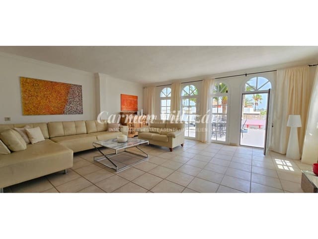 3 camera da letto Villa in vendita in Caleta de Fuste, Antigua con garage - 680.000 € (Rif: 9480616)