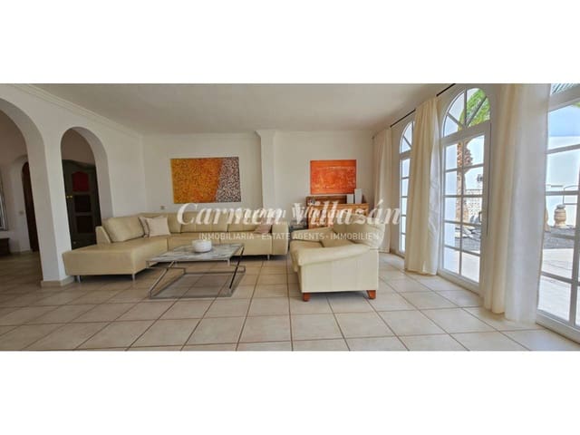 3 camera da letto Villa in vendita in Caleta de Fuste, Antigua con garage - 680.000 € (Rif: 9480616)