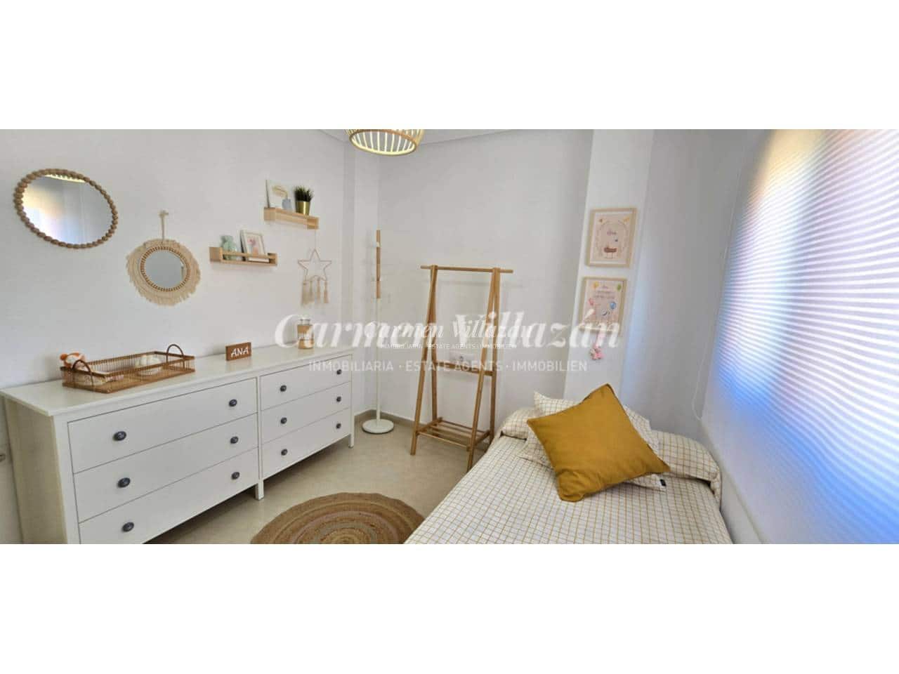 Apartamento de 4 habitaciones en Antigua en venta con garaje - 289.000 € (Ref: 9480617)