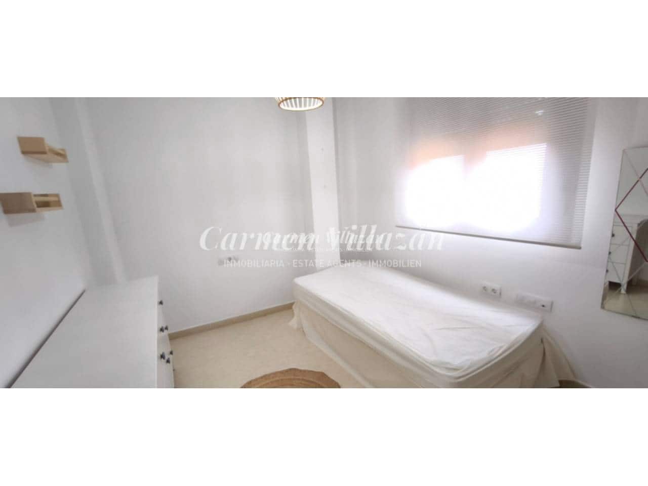 4 bedroom Apartment for sale in Antigua with garage - € 272,000 (Ref: 9480617)