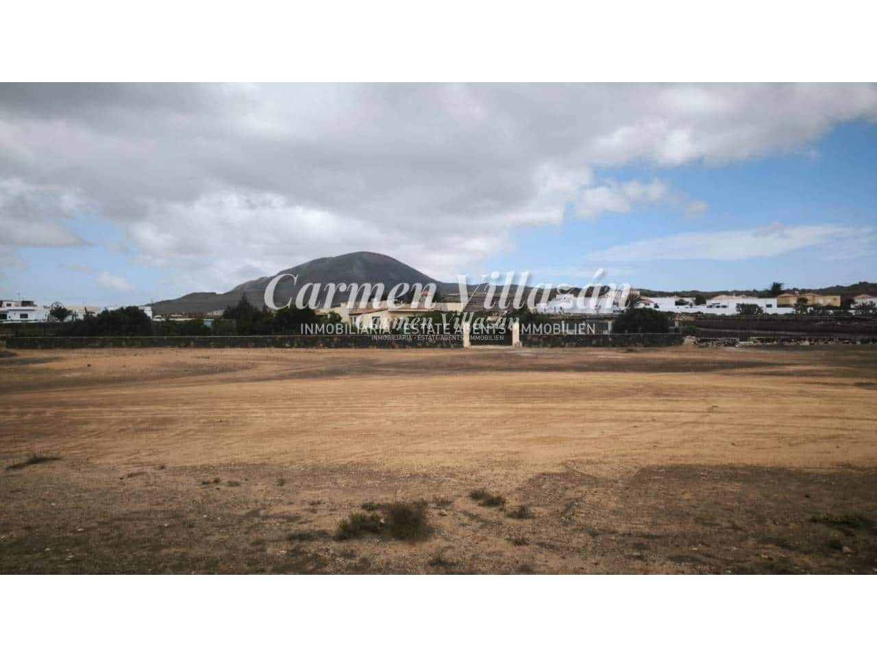 Building Plot for sale in La Oliva - € 825,000 (Ref: 9480622)