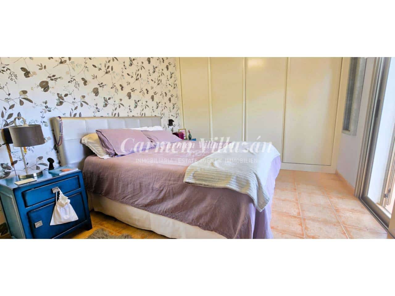 4 bedroom Villa for sale in Caleta de Fuste with pool garage - € 660,000 (Ref: 9480623)