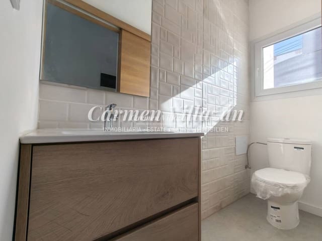 3 Zimmer Apartment zu verkaufen in Puerto del Rosario mit Garage - 250.000 € (Ref: 9480626)