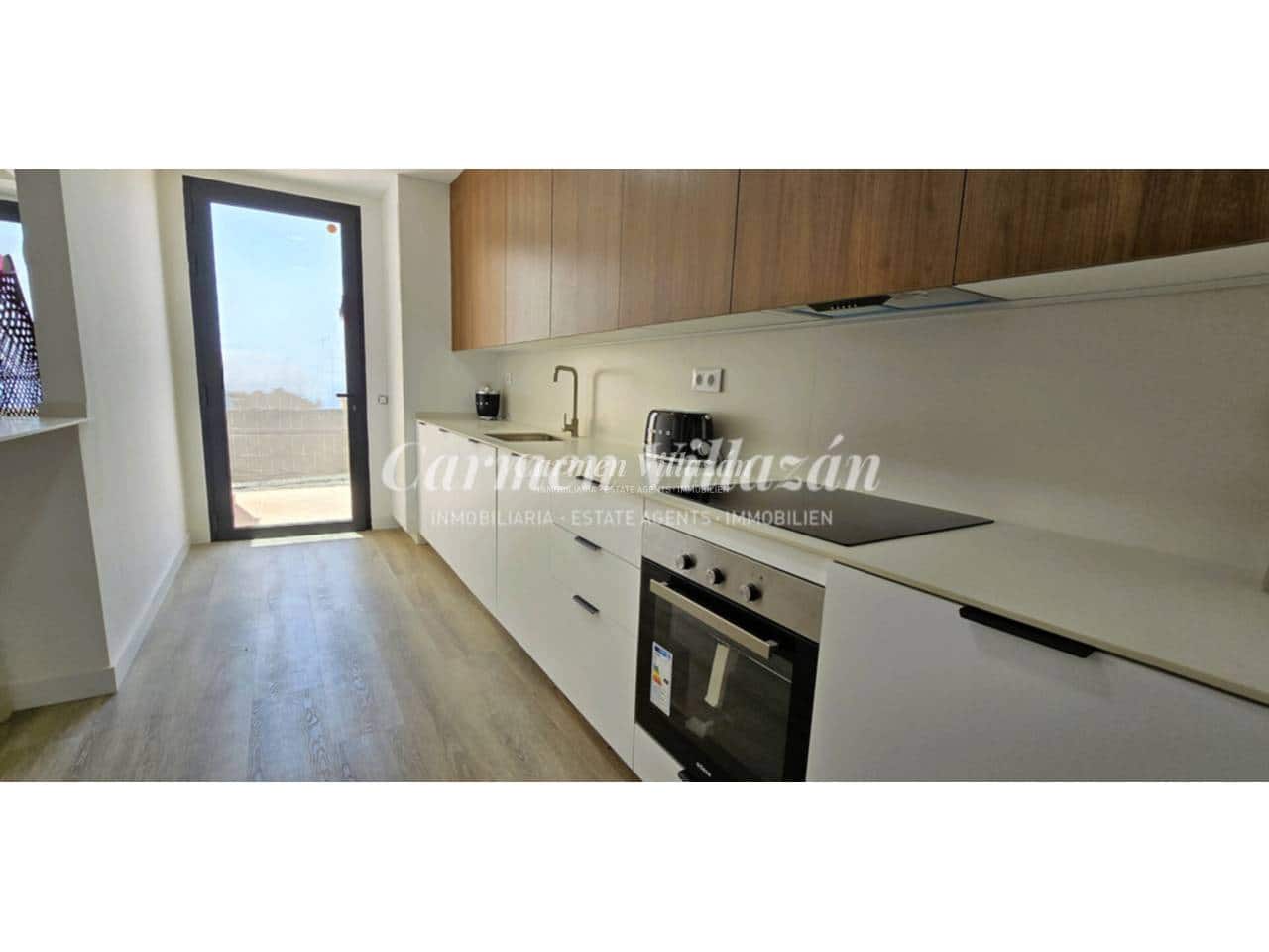3 Zimmer Apartment zu verkaufen in Caleta de Fuste mit Pool Garage - 290.000 € (Ref: 9480628)
