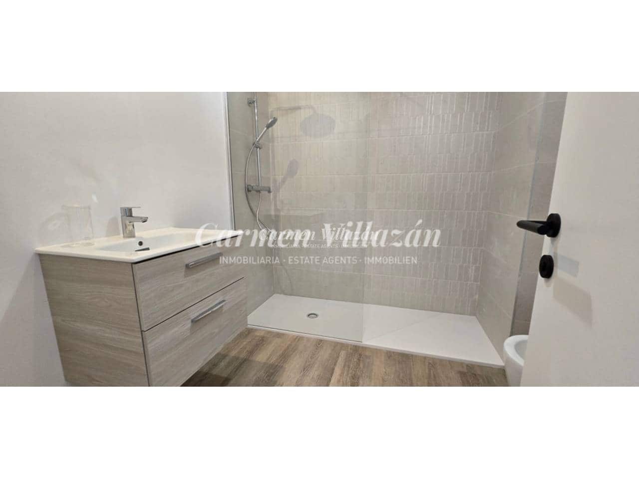 3 Zimmer Apartment zu verkaufen in Caleta de Fuste mit Pool Garage - 290.000 € (Ref: 9480628)