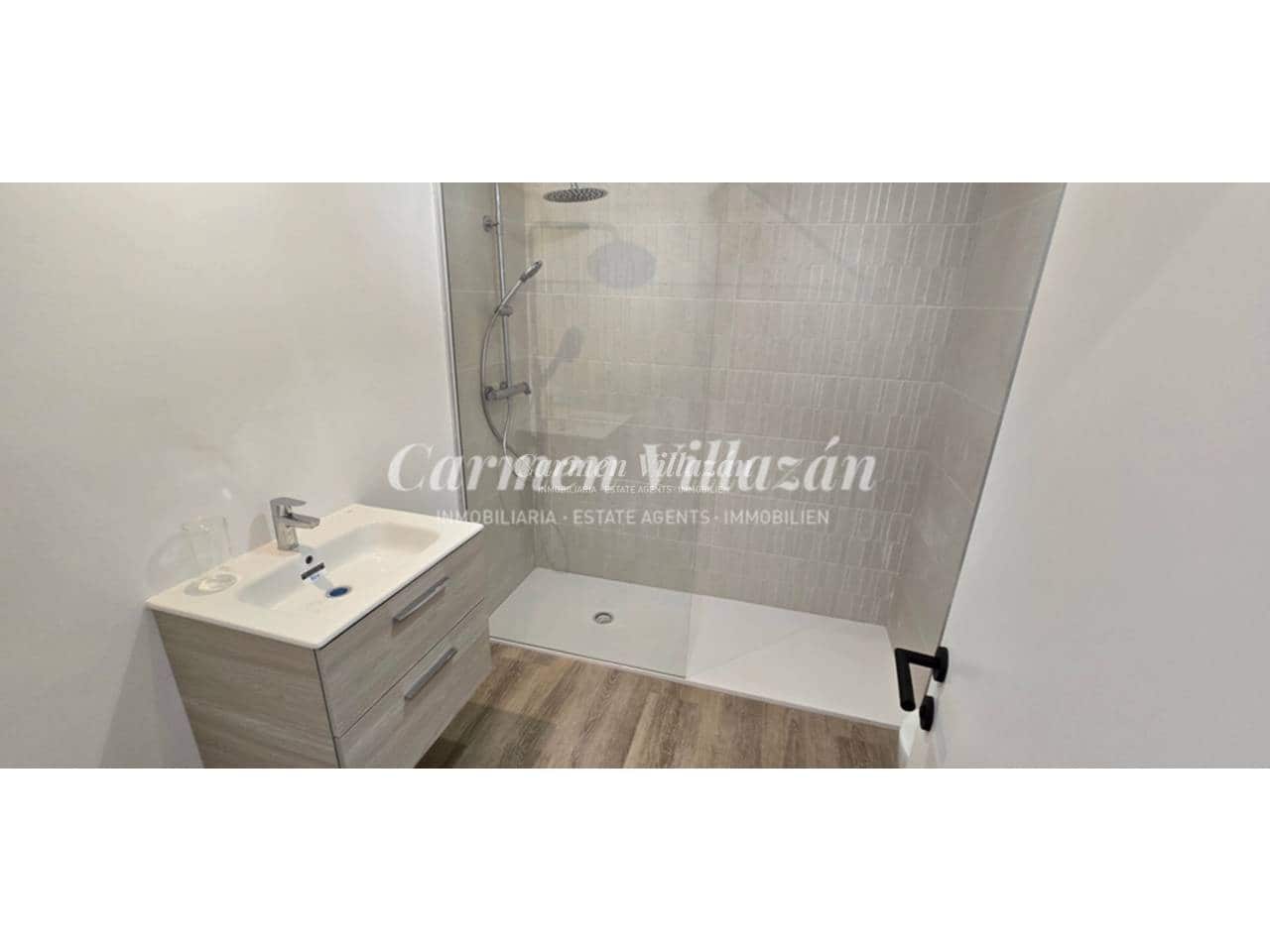 3 Zimmer Apartment zu verkaufen in Caleta de Fuste mit Pool Garage - 290.000 € (Ref: 9480628)