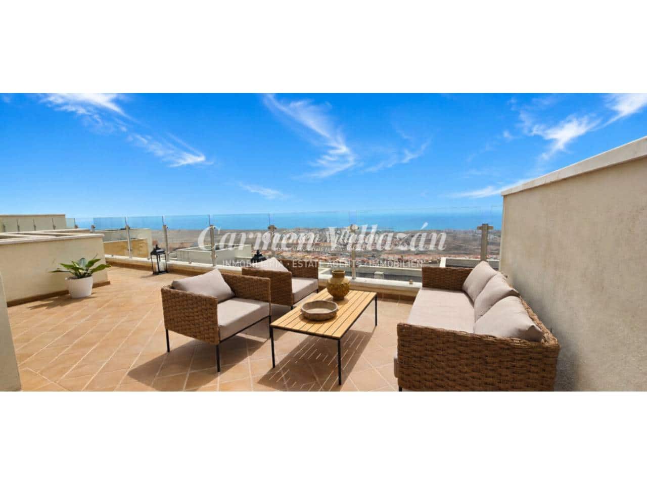 3 bedroom Apartment for sale in Caleta de Fuste with pool garage - € 290,000 (Ref: 9480628)