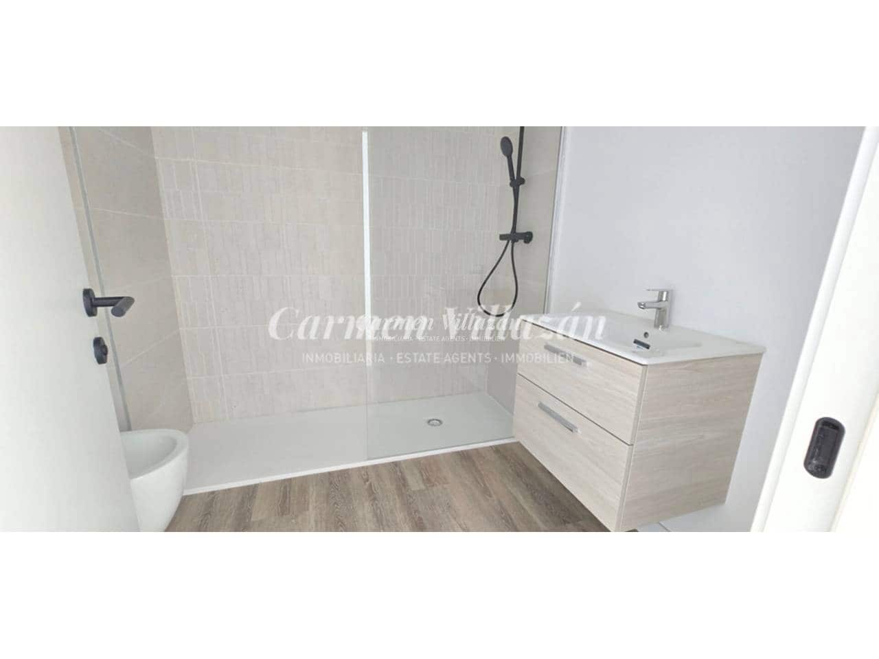 2 bedroom Apartment for sale in Caleta de Fuste with pool garage - € 275,000 (Ref: 9480629)