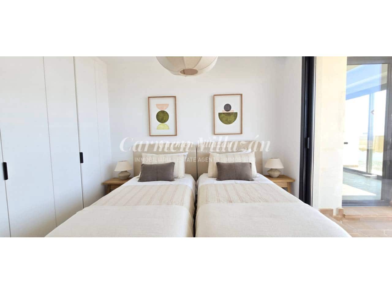 2 bedroom Apartment for sale in Caleta de Fuste with pool garage - € 275,000 (Ref: 9480629)