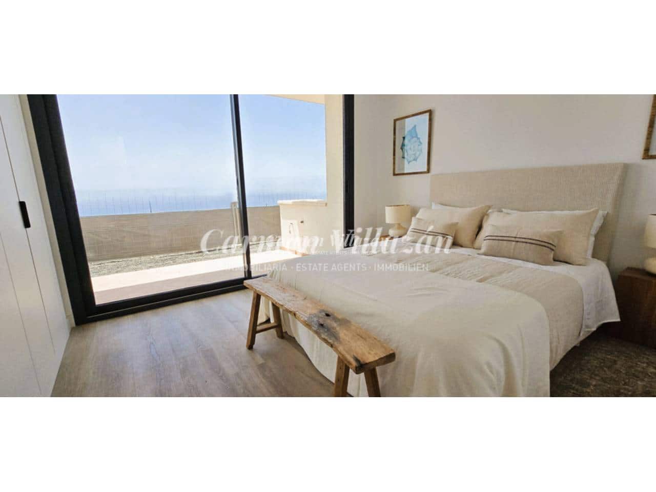 2 bedroom Apartment for sale in Caleta de Fuste with pool garage - € 275,000 (Ref: 9480629)