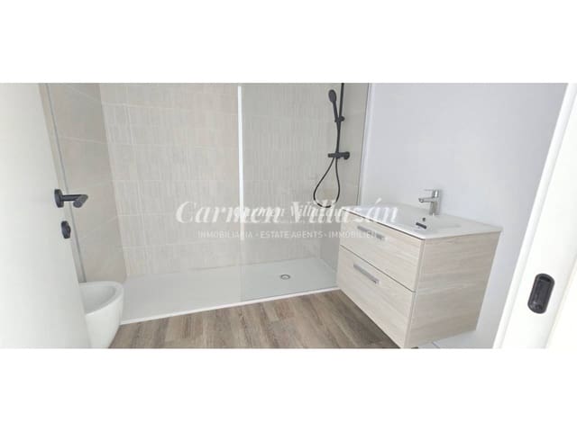 2 bedroom Apartment for sale in Caleta de Fuste, Antigua with pool garage - € 275,000 (Ref: 9480629)