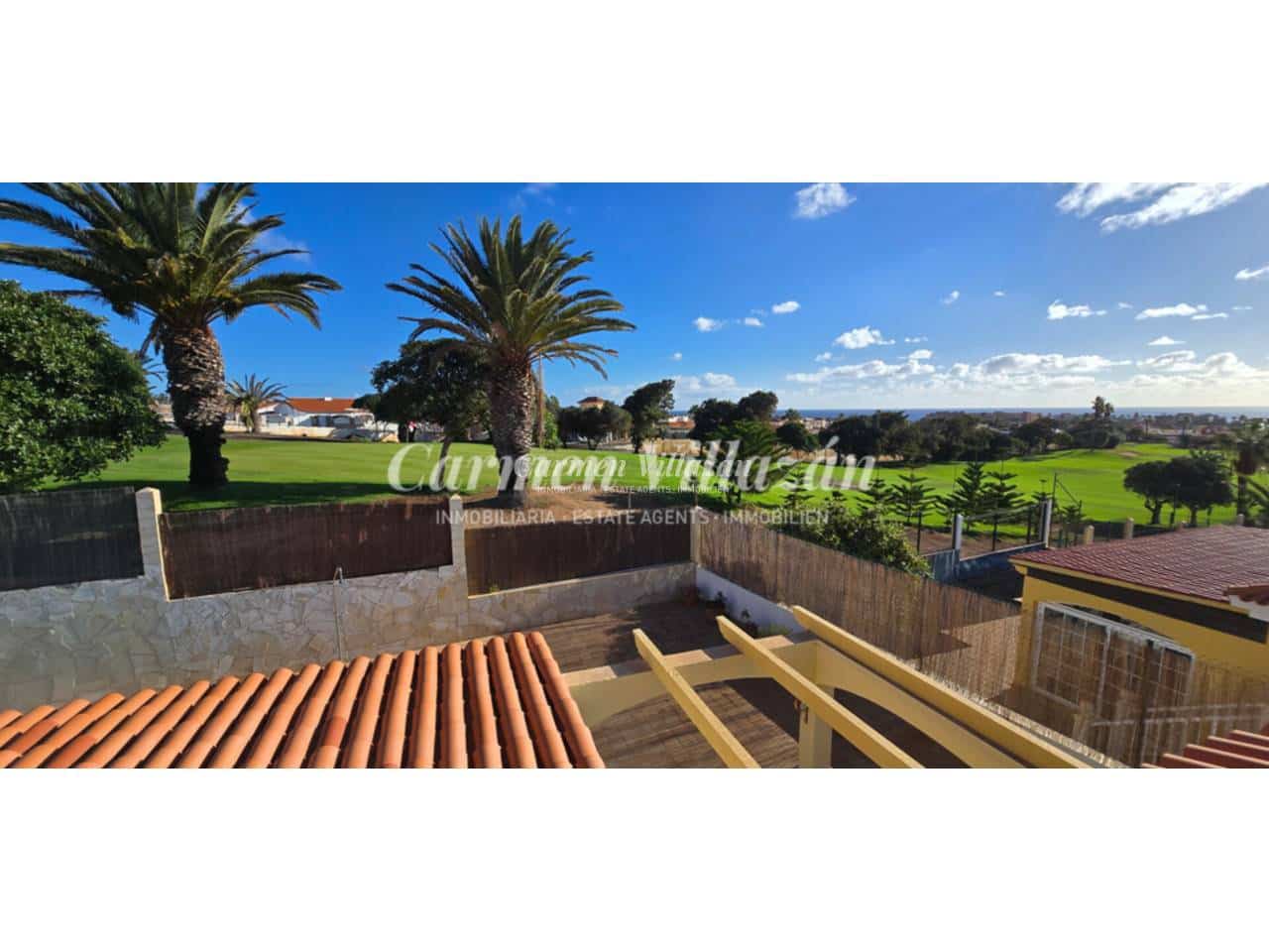 4 makuuhuone Huvila myytävänä paikassa Caleta de Fuste mukana uima-altaan 
autotalli - 499 000 € (Ref: 9480631)