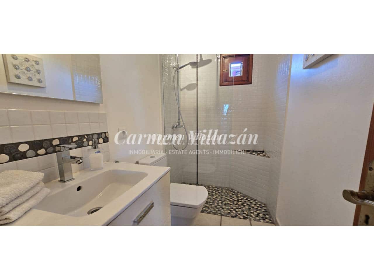 6 bedroom Villa for sale in Triquivijate with pool garage - € 1,050,000 (Ref: 9480633)