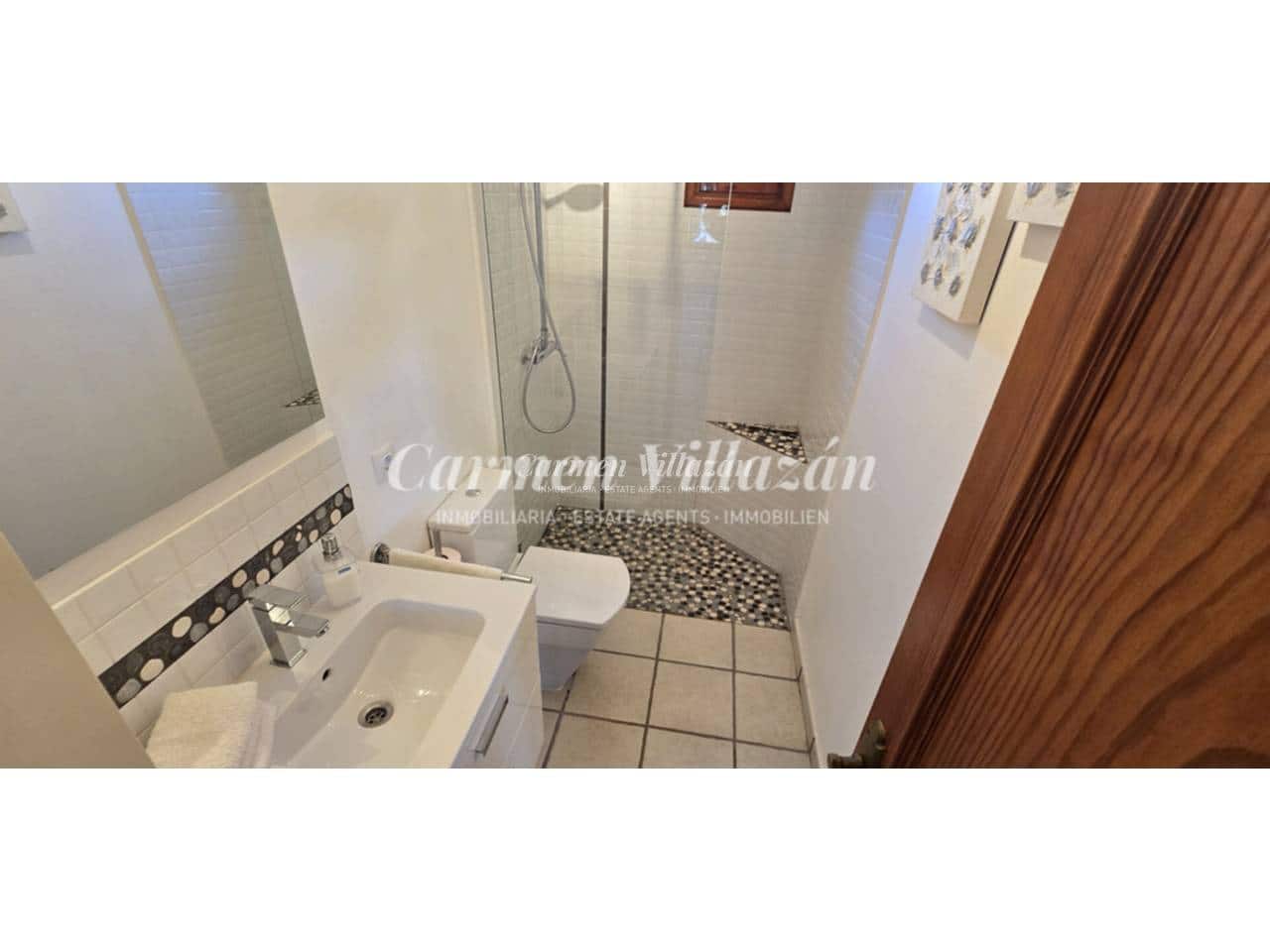 6 bedroom Villa for sale in Triquivijate with pool garage - € 1,050,000 (Ref: 9480633)